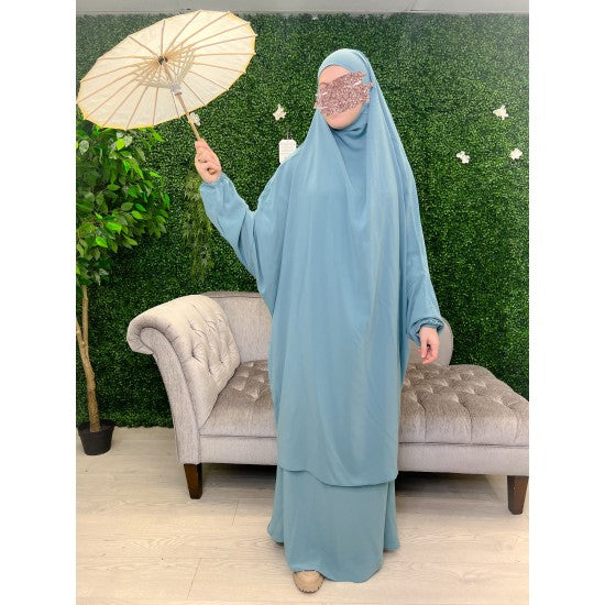 Jilbab avec jupe en soie de Médine