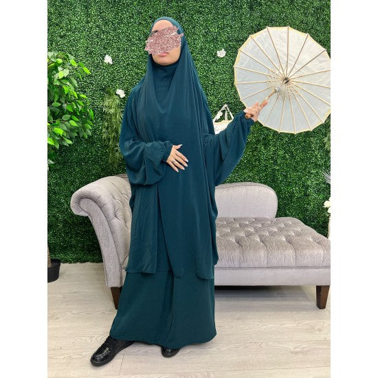Jilbab avec jupe en soie de Médine